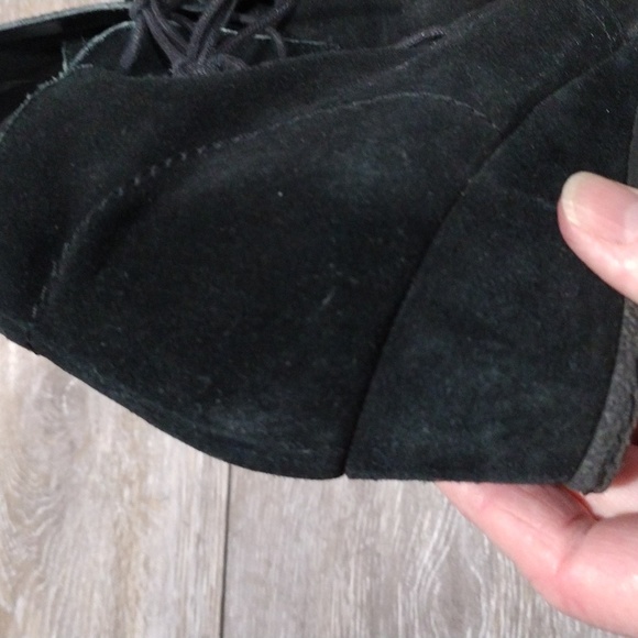 Franco Sarto black suede wedge booties. Size 8.5 - Picture 4 of 12